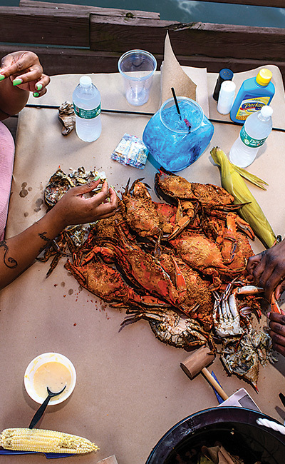 crab feast table