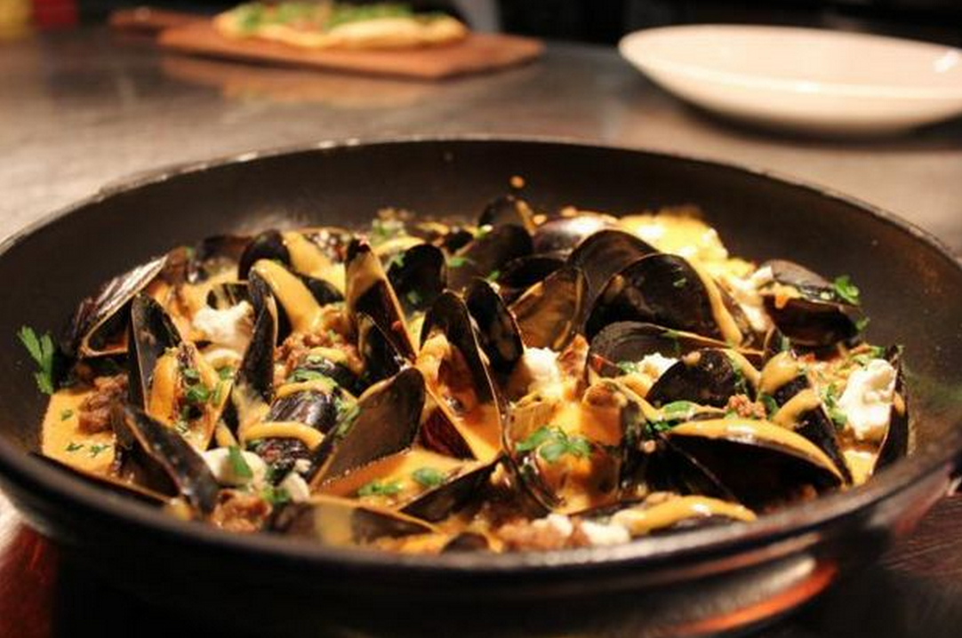 Mussel Bar to Replace Townhouse Kitchen Baltimore Magazine